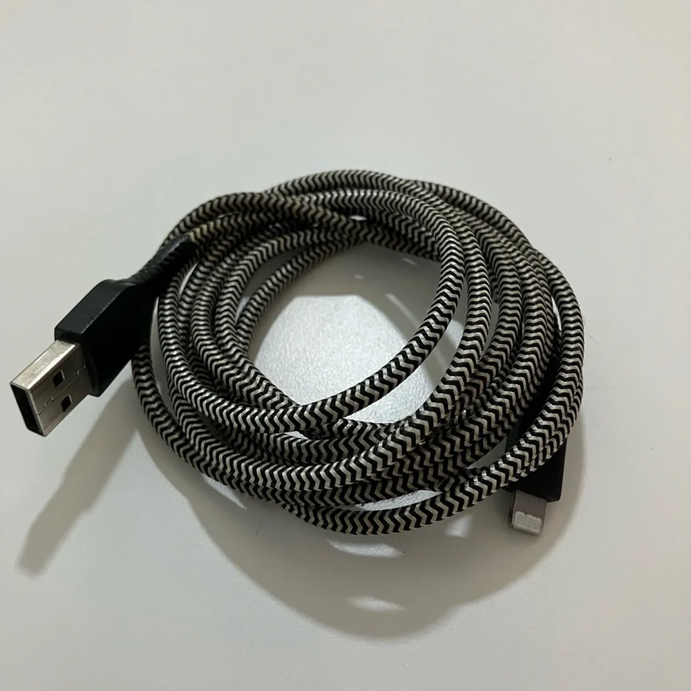Braided USB Charging Cable - Black and White